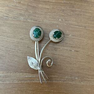 Vintage "AMCO" 14K GF Jade Floral Brooch Pin